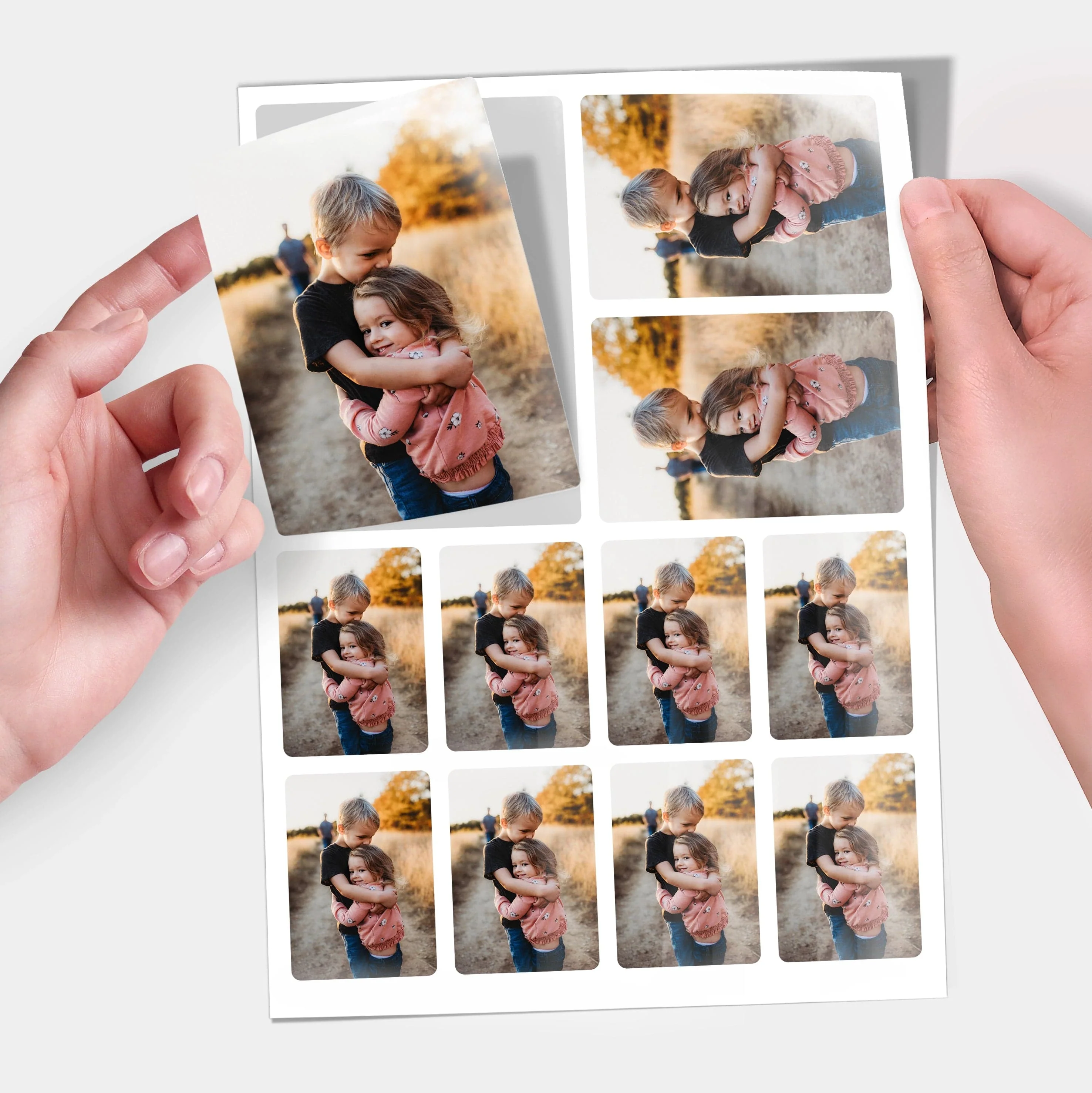 Selbstklebende Fotosticker online bestellen: rund, quadratisch & Herzform - Image 12