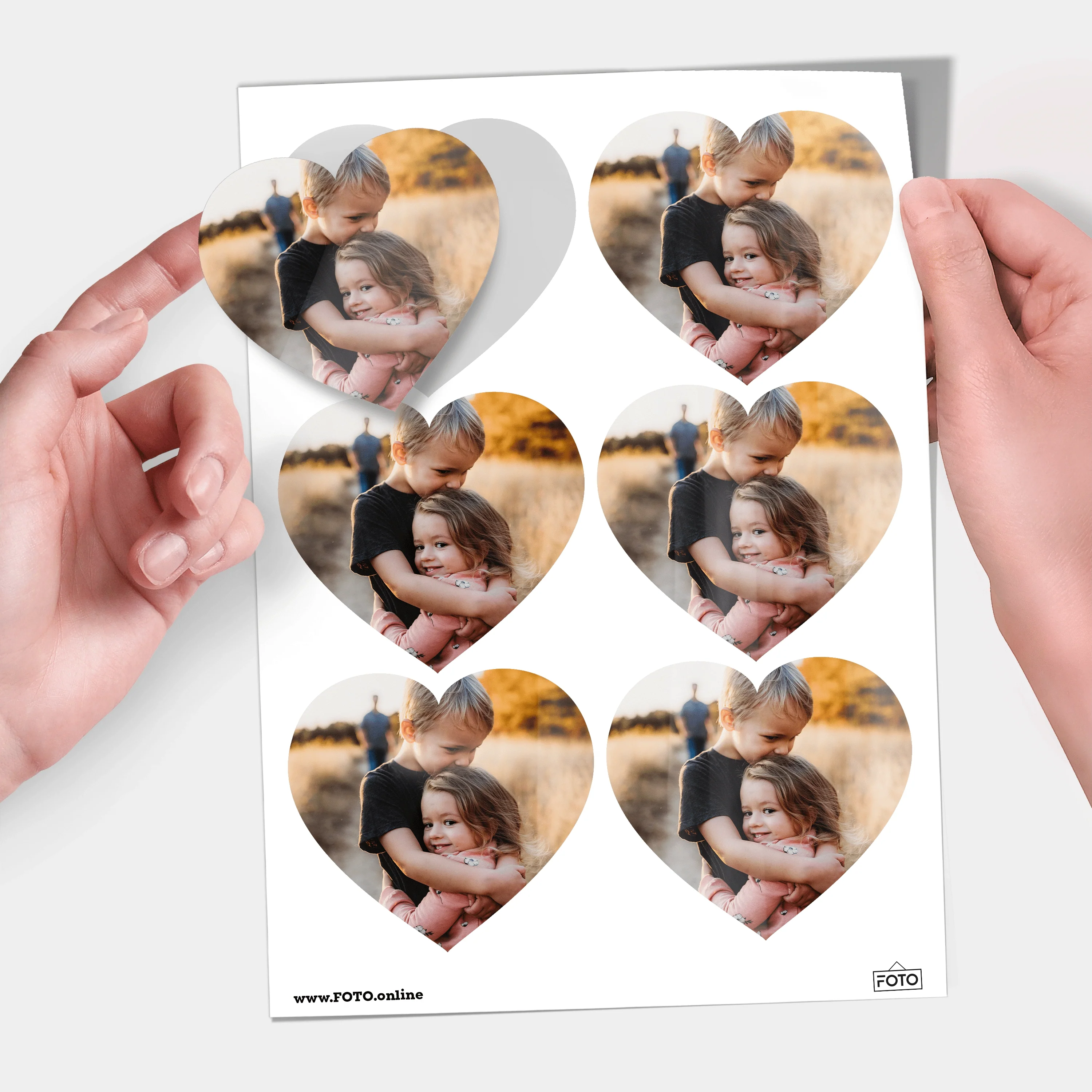 Selbstklebende Fotosticker online bestellen: rund, quadratisch & Herzform - Image 18