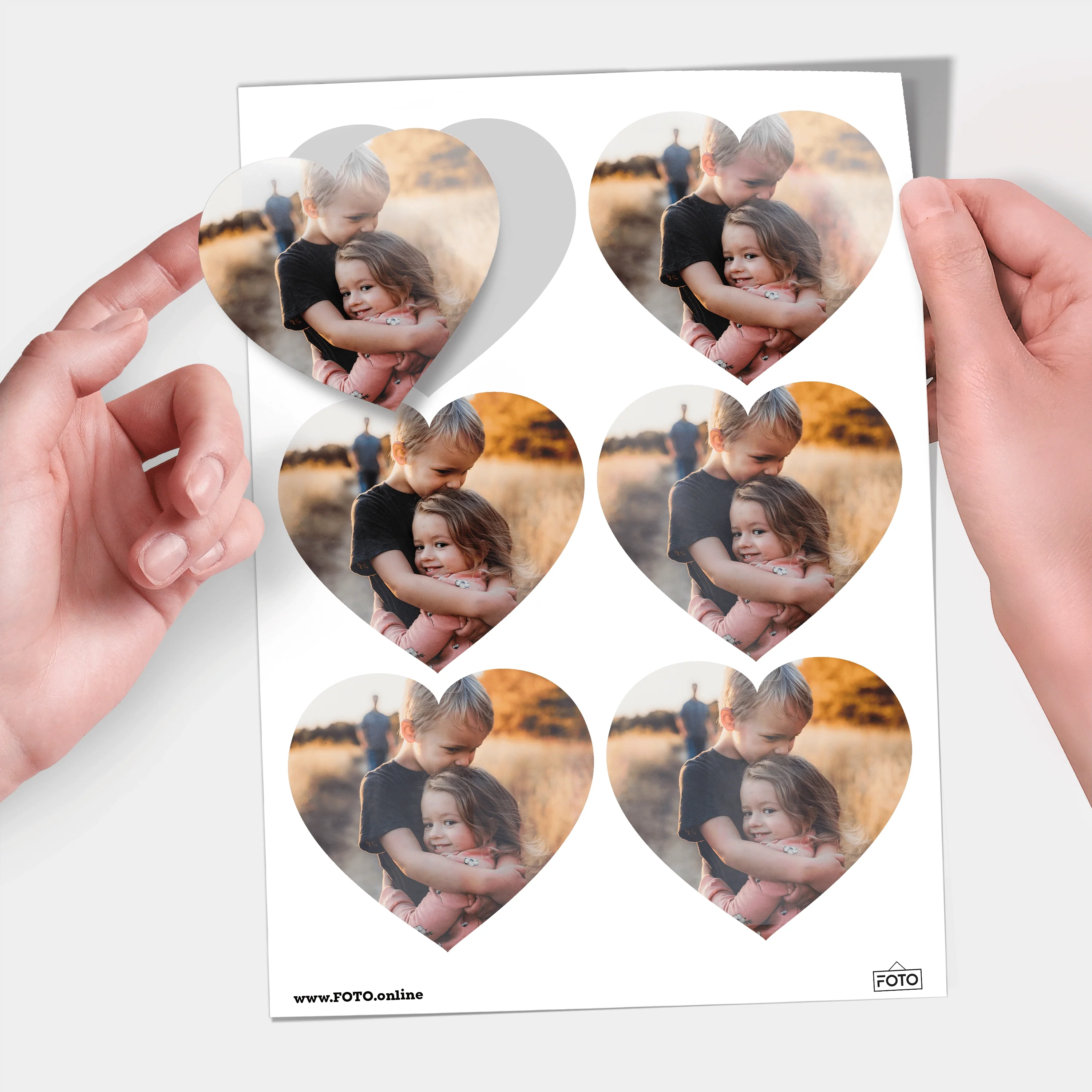Selbstklebende Fotosticker online bestellen: rund, quadratisch & Herzform - Image 20
