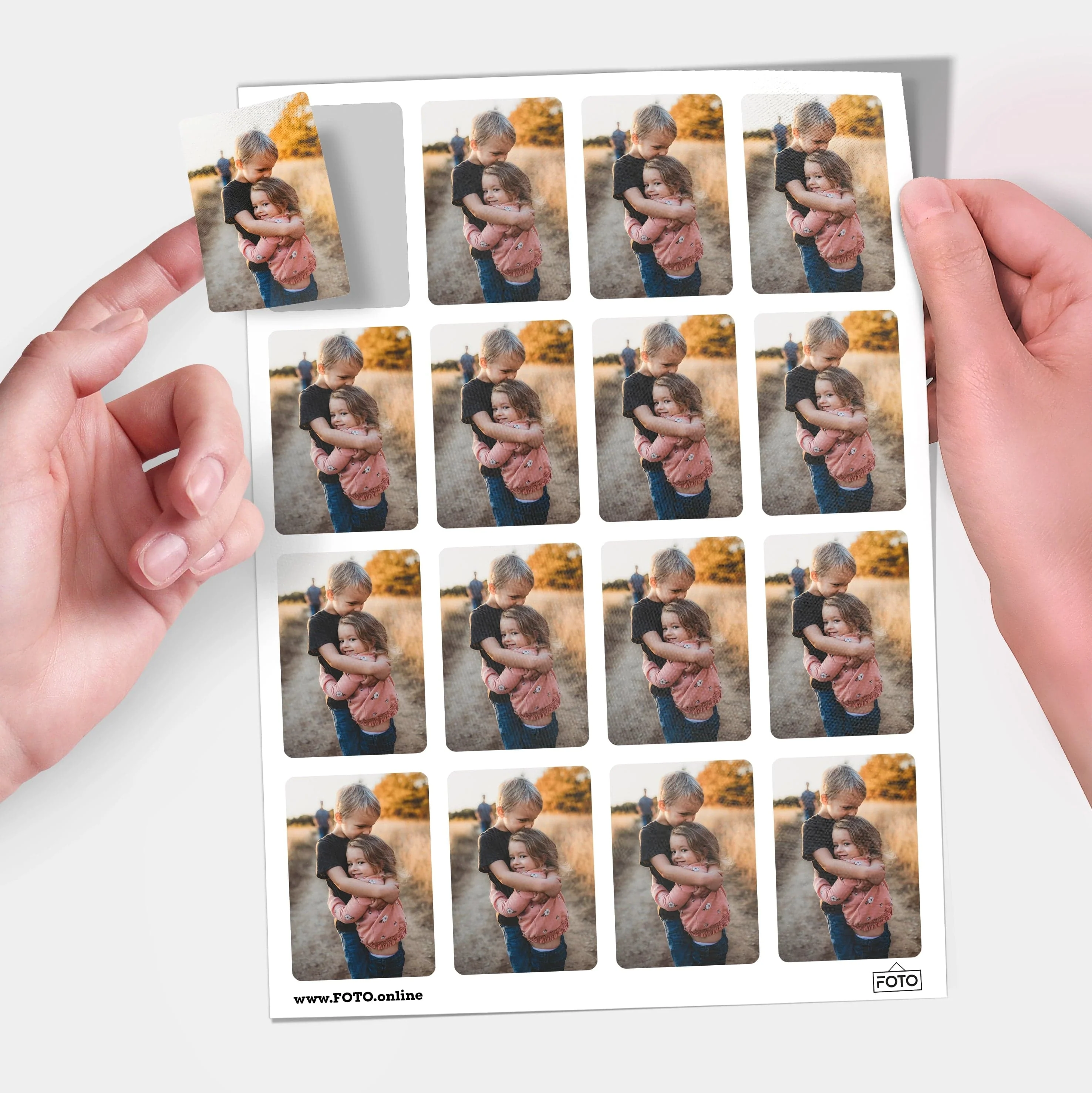 Selbstklebende Fotosticker online bestellen: rund, quadratisch & Herzform - Image 8
